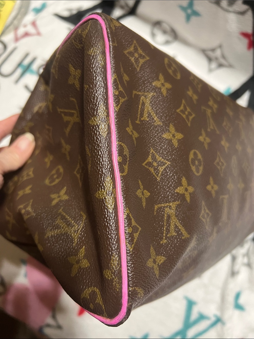 Louis Vuitton Brown Monogram speedy 30 Satchel with Pink Trim and Patches - Picture 4 of 7